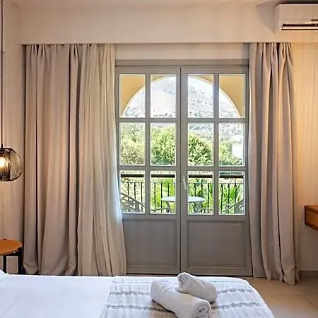 Pedi Hotel