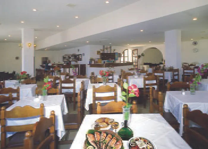 Pedi Hotel 4*